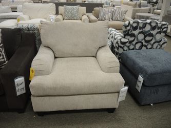 Woodhaven Charlie Chair - Beige | Armchair