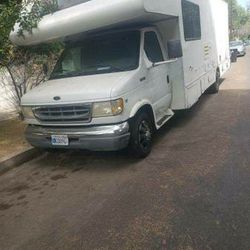 Ford Fun Mover Rv 1998 V10 150k Mi 31' Class C  Toy Hauler Built in 10x8  Garage