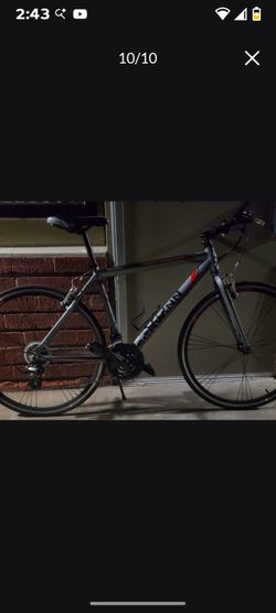 Schwinn tourist bike stock aluminum frame quick release tires