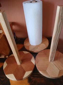 Se asen o se benden toallero echos de madera