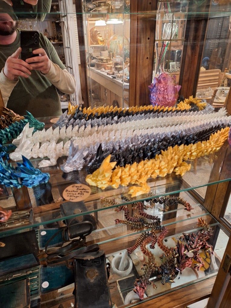 3D Printed Articulating Crystal Dragons