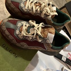 Gucci Shoes 