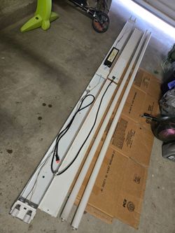 8 ft strip light