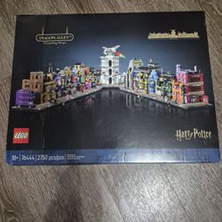 Harry Potter LEGO Wizarding Shops