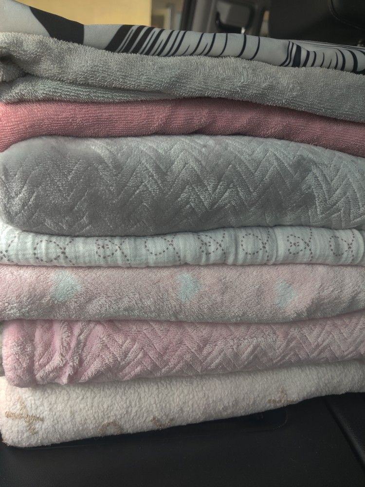 Baby Clothes & Blankets