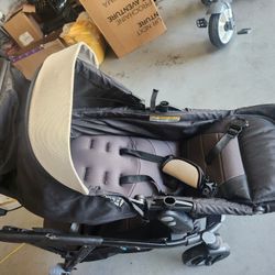 Stroller With Carseat 