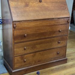 Desk 3 Drawers