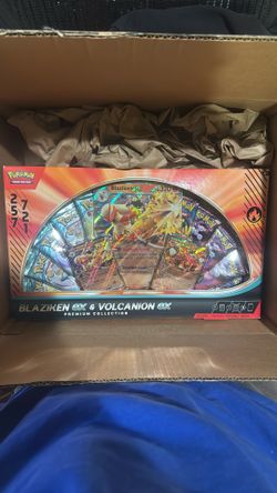 Pokemon Blaziken And Volcano Premium Collection 