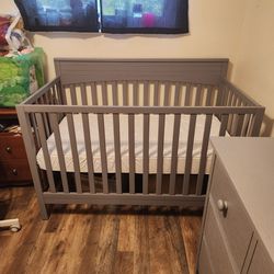 Oxford 4 In 1 Crib And Changing Dresser