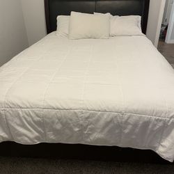 Bedroom Set  550$ Or Best Offer!