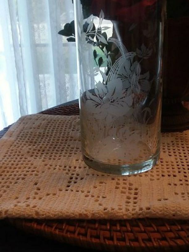 VTG. PASABAHCE GLASS CYLINDER VASE WITH ETCHED FLORAL PATTERN.