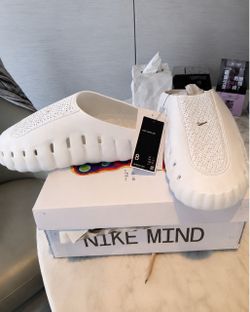 Nike mind 001 size 8