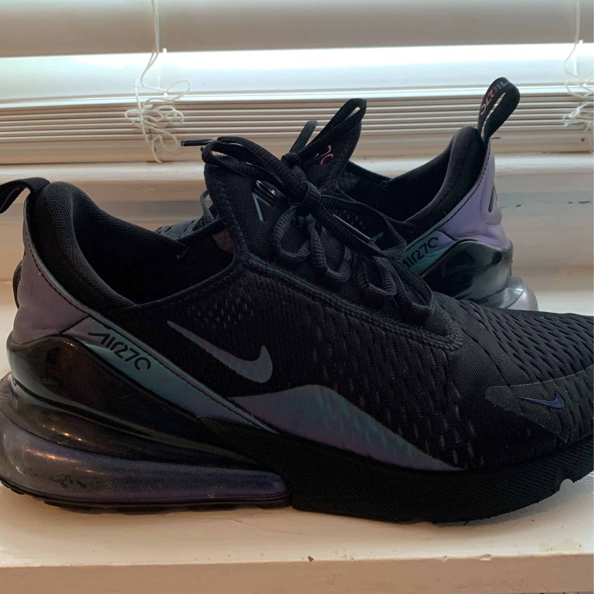 Op maat Moeras Trouw Special Edition Air Max 270 $100 OBO for Sale in Columbia, SC - OfferUp