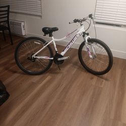 Schwinn 26" Mountain Bike White Pink Purple Front Suspension V-Brake Kickstand