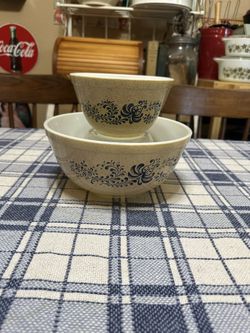 Vintage Pyrex Homestead Mixing Bowls
