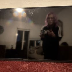 Vizio 39” Flat Screen TV – Works Great