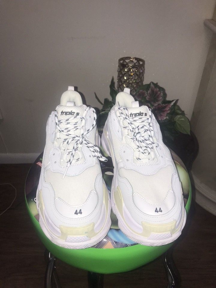 👟👟Balenciaga Triple S White Cream Men Size 11 Sneakers Designer