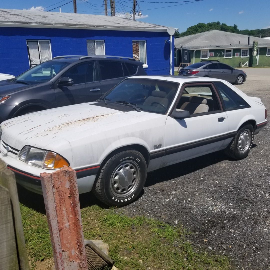 1988 Ford Mustang