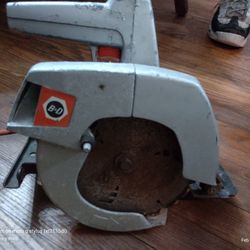 Vintage Black & Decker 7301 7 1/4" Circular Saw (STRONG&FAST)!