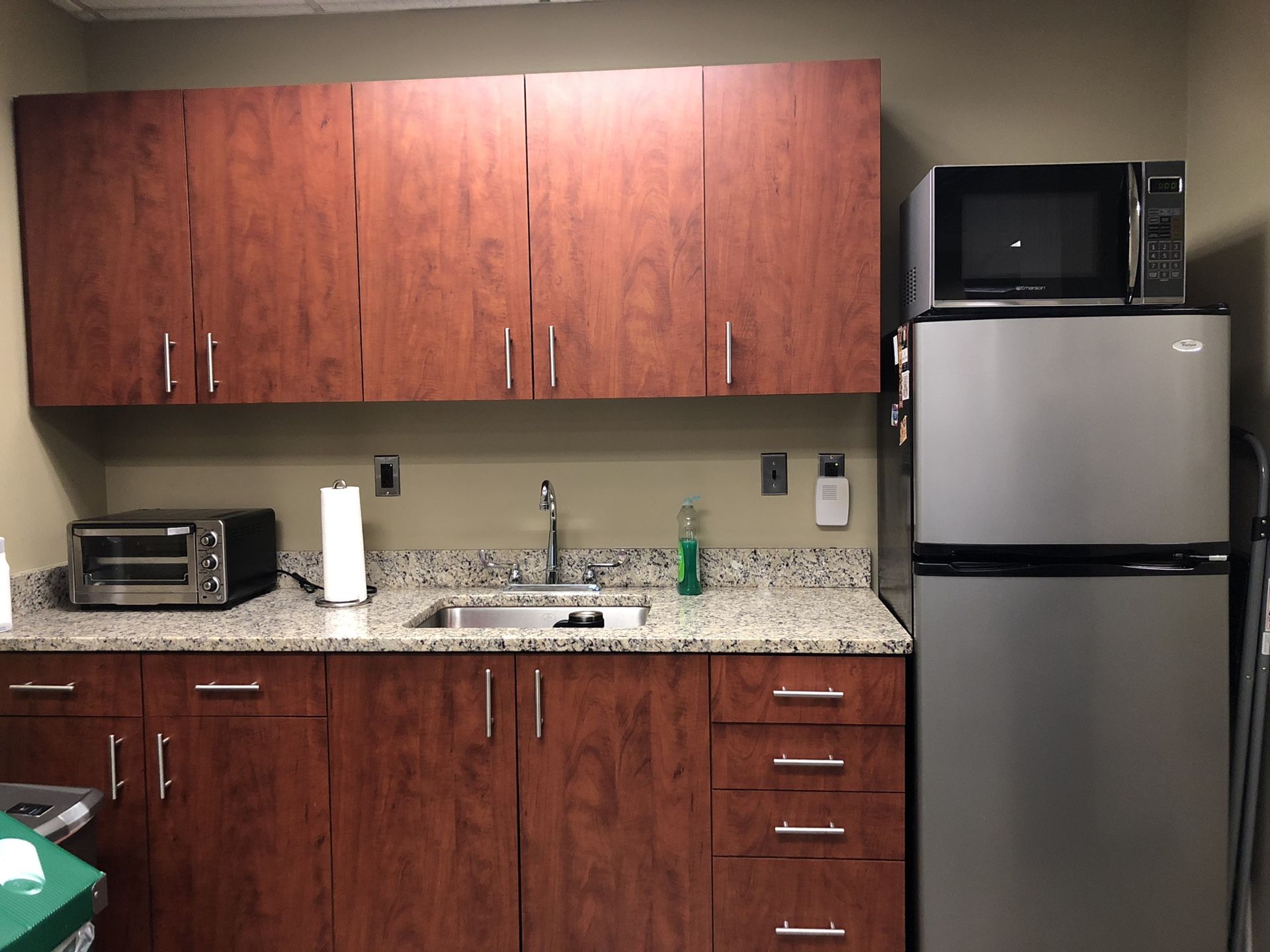 Kitchenette only $800