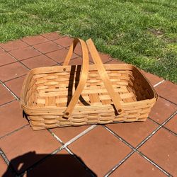 Longaberger Open Basket with Handles for Picnics, Yards, Decor etc.