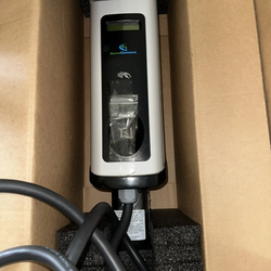 SemaConnect 620 Electric Vehicle Charging Station With Stand & Wall Mount. New!