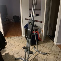 Maxiclimber Work Out Equipment