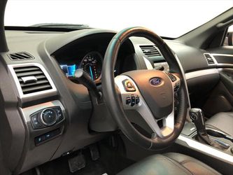 2015 Ford Explorer Thumbnail