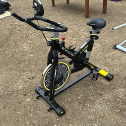 Pooboo D525 Exercise Bike. Works Perfectly!