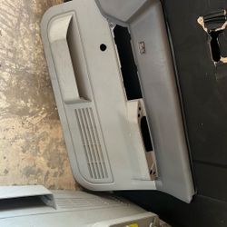 1993 Gmc. Pick Up Door Panel