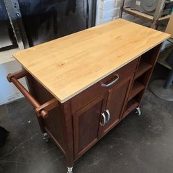 Rolling Kitchen / Buffet Cart