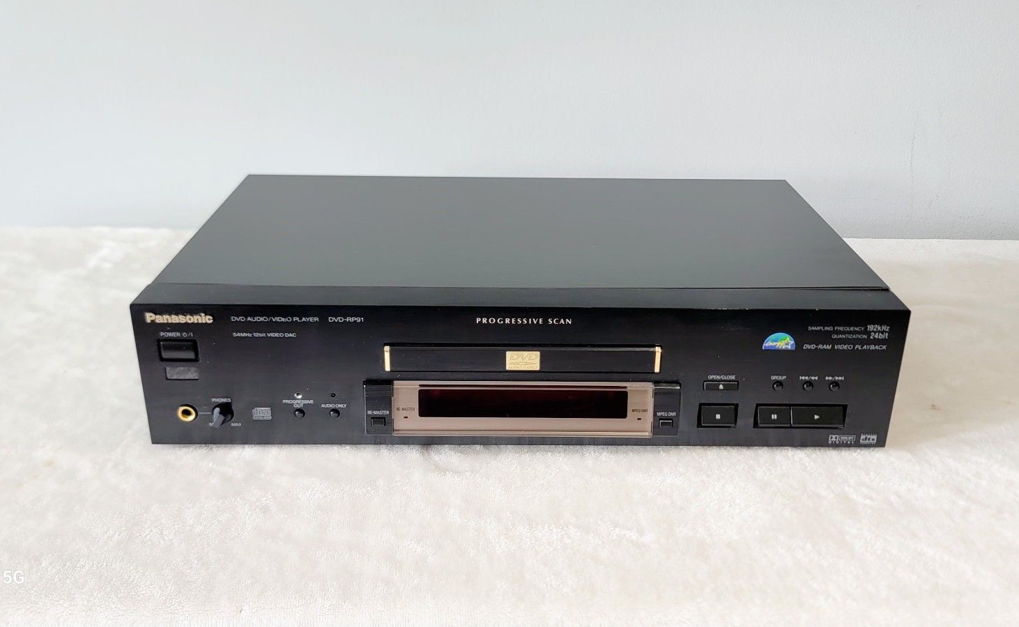 Panasonic DVD-RP91 Audio/Video CD DVD 12 Bit DAC Player