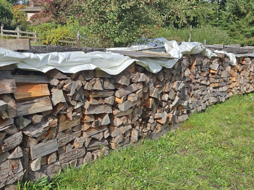 Seasoned FIREWOOD ON SALE. Free Delivery Within 20 Miles 