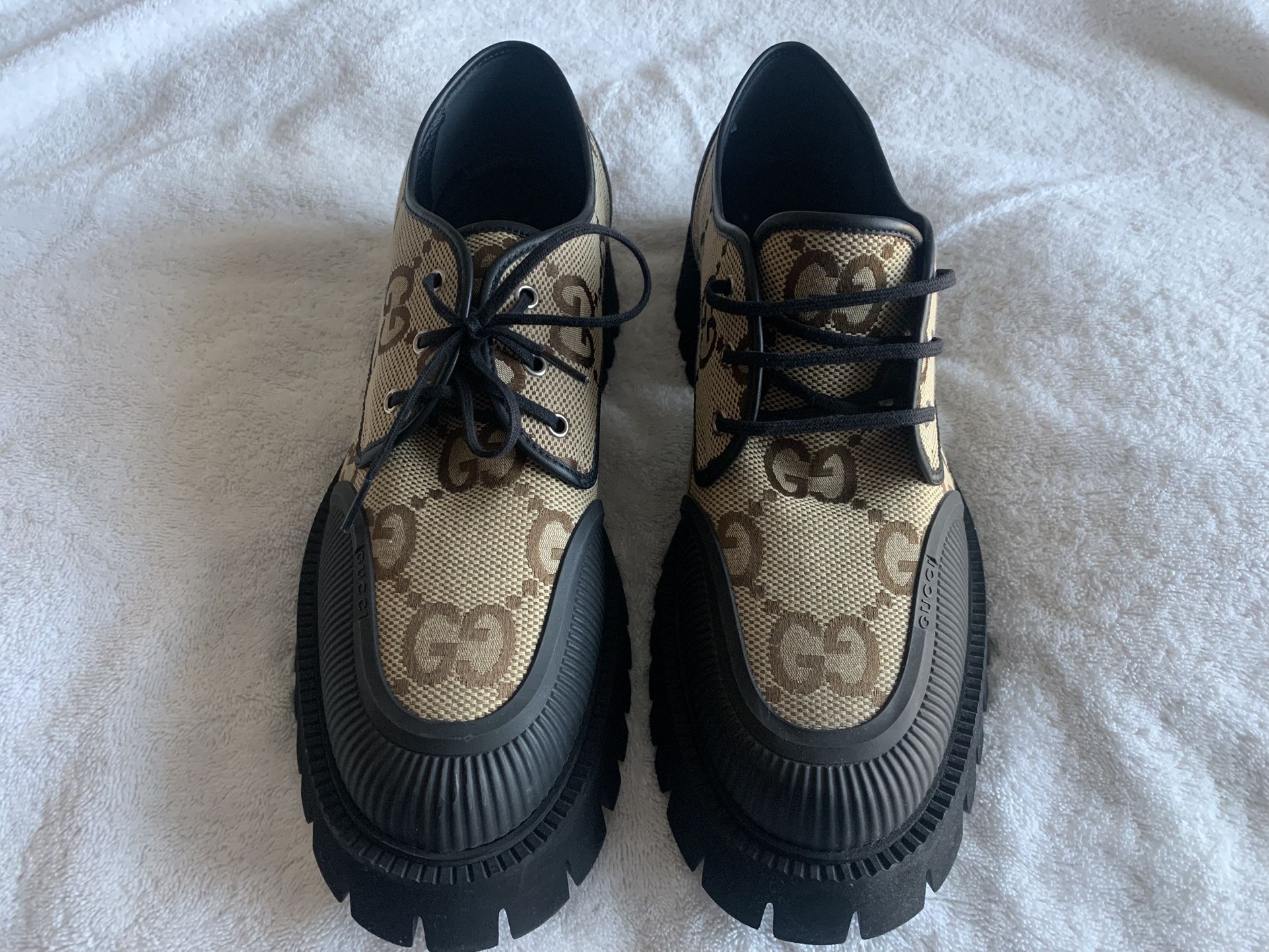 Brand New Men’s Gucci Supreme Macro GG Shoes…Size 13
