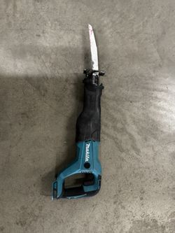 Makita 18v Sawzall