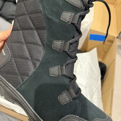 Brand New Columbia Ice Maiden II Snow Boots – Women’s Size 8 Wide – New With Box – $75