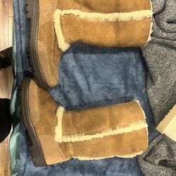 3 Pairs Of Women’s Boots IGGS AND SHIEKH ASKING 70 obo 