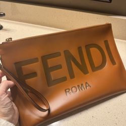 Fendi Long Poach 