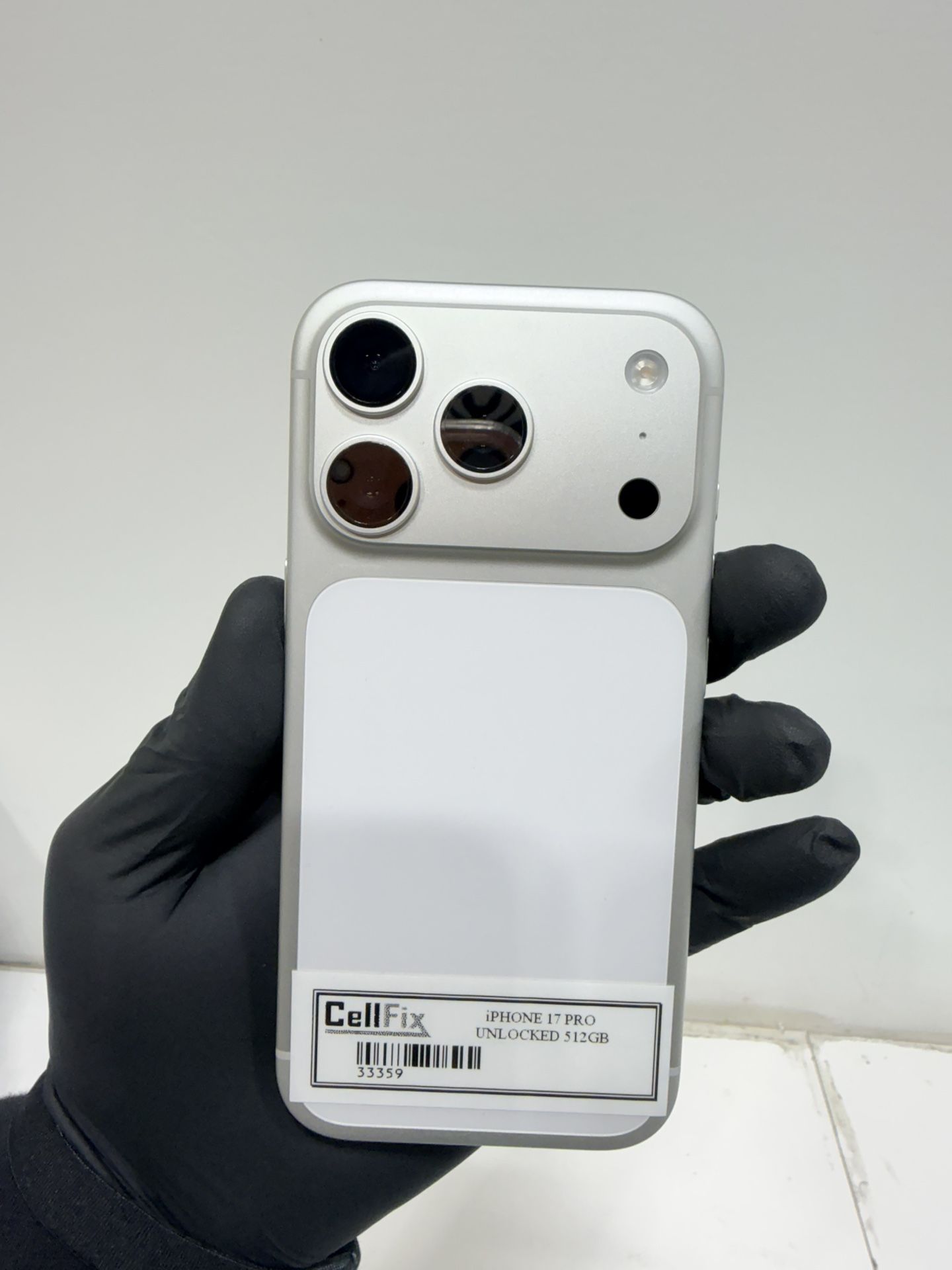 512GB UNLOCKED iPhone 17 Pro $1149 or $60 Down!