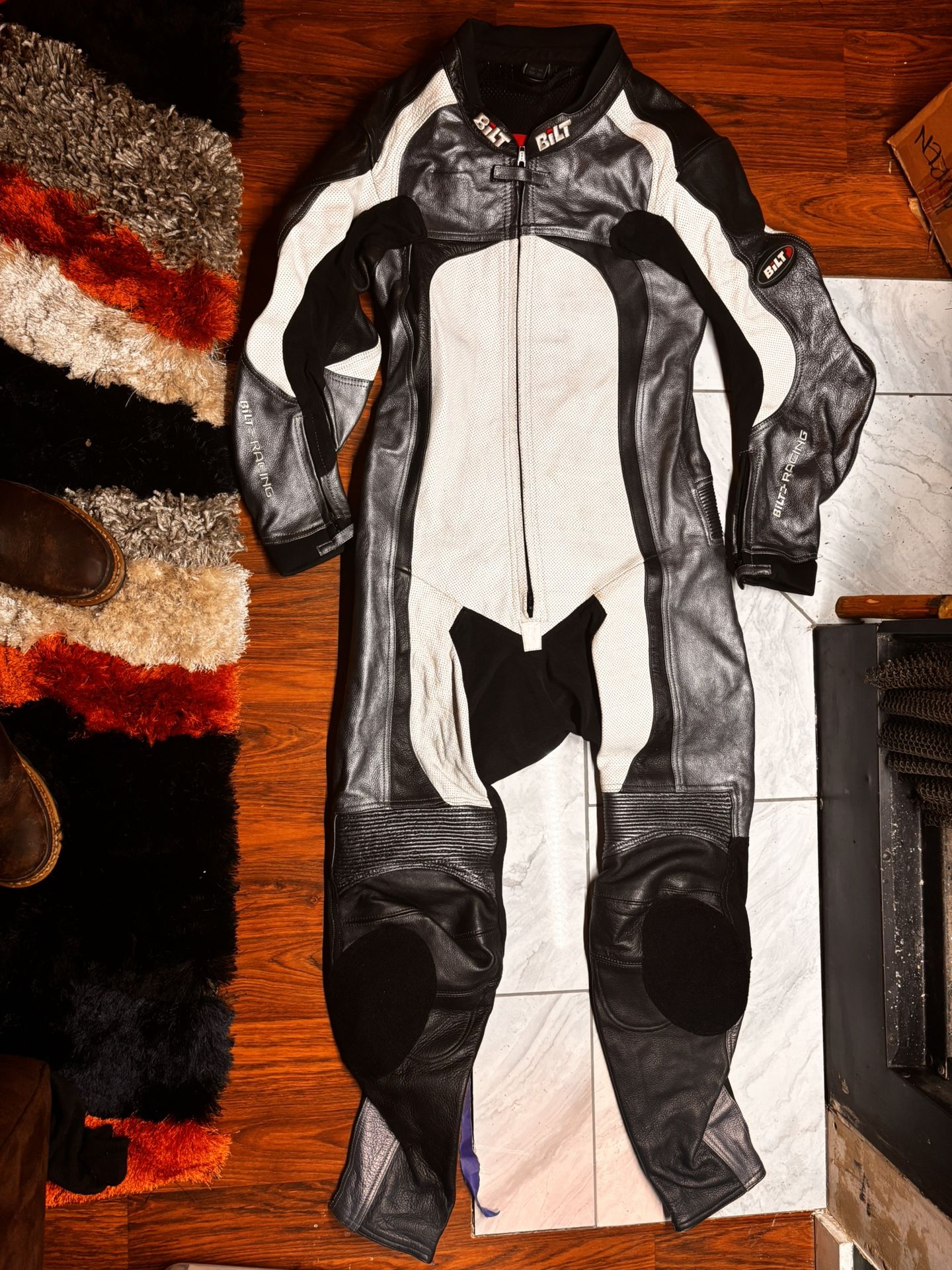BILT Racing Motorcycle Full Body Leather Suit (Sz 40 Men’s)