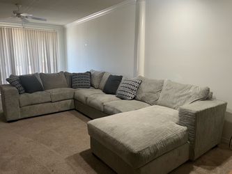Large Gray Sectional Sofa with Chaise
