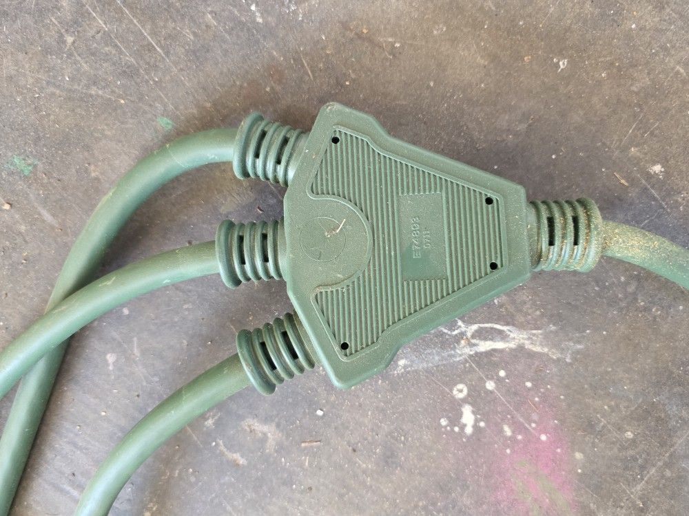Electrical Cord 3 Way Split Ground
