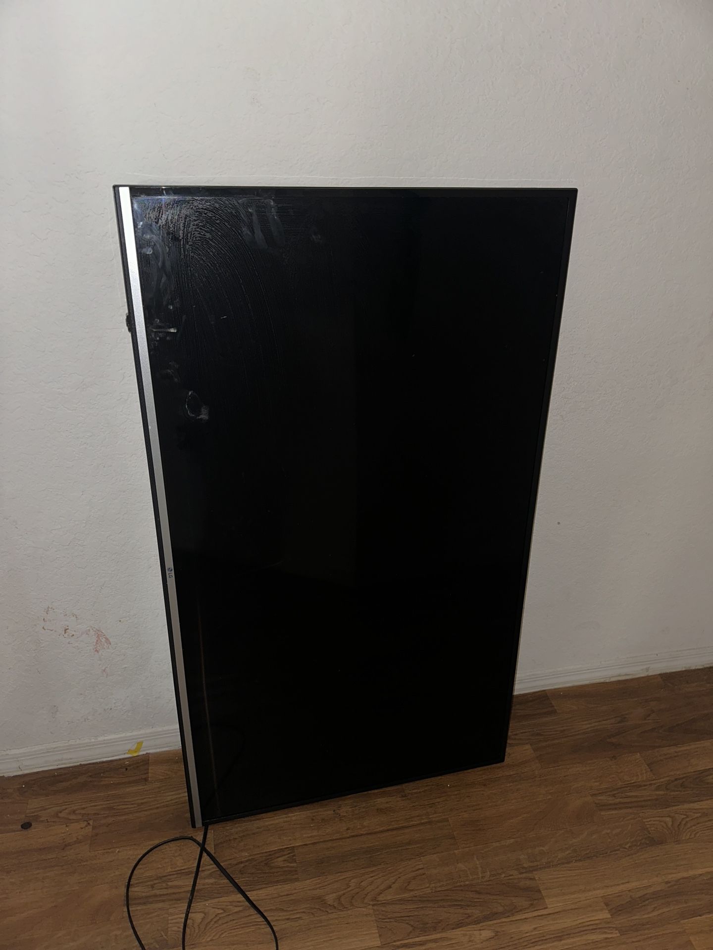 Lg Tv 50” Turns On But Blacks Out for Sale in Belle Isle, FL OfferUp