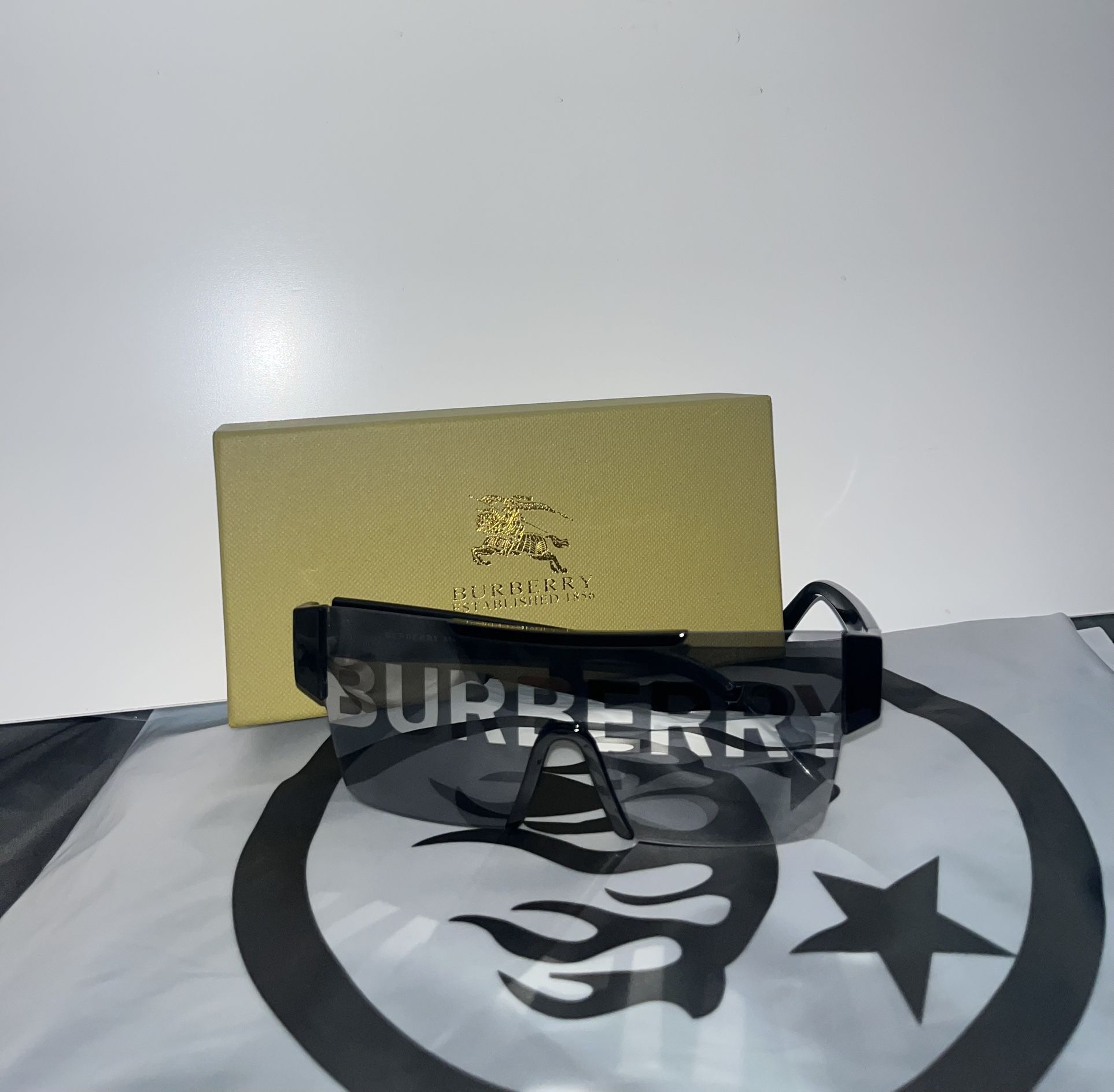 Burberry Sunglasses