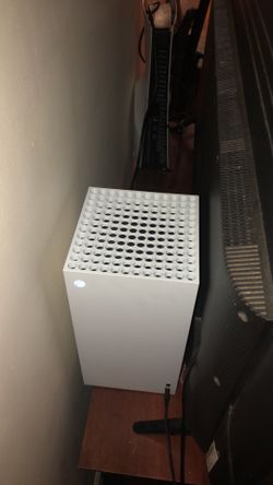 White Xbox Series X