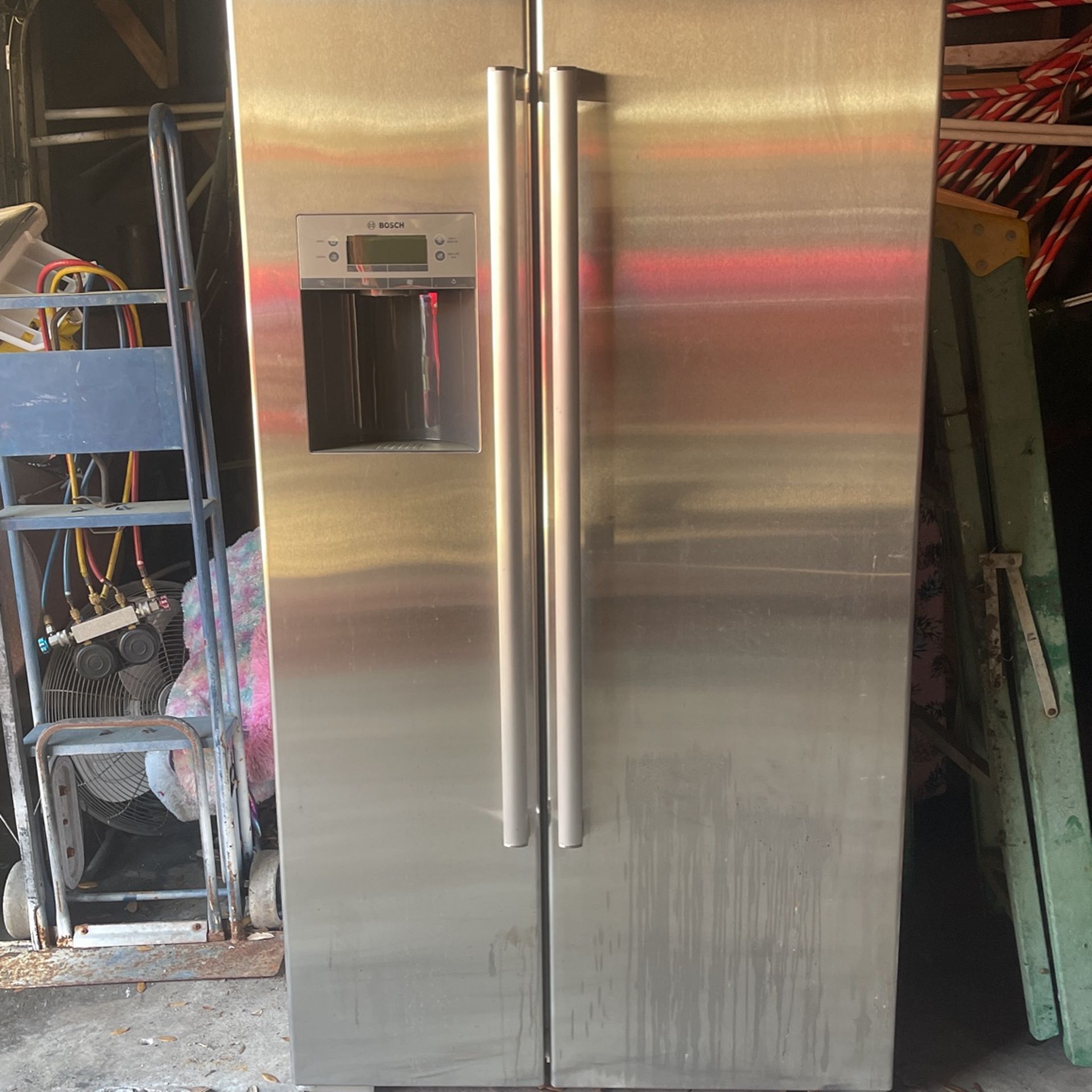 Refrigerator