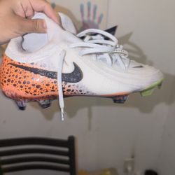 Phantoms Cleats 