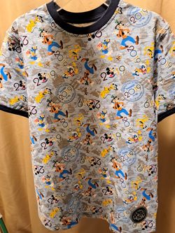 Disneyland Shirt Sz Large In Kids Sz 12/14