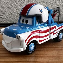 DISNEY PIXAR CARS - MATER THE  GREATER - RED WHITE & BLUE TOW TRUCK