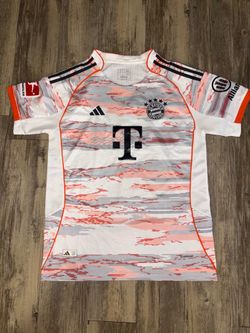 Adidas FC Bayern 25/26 Away Authentic Jersey 'White'
